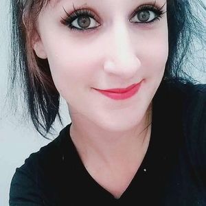 Meet your Posher, Jeni